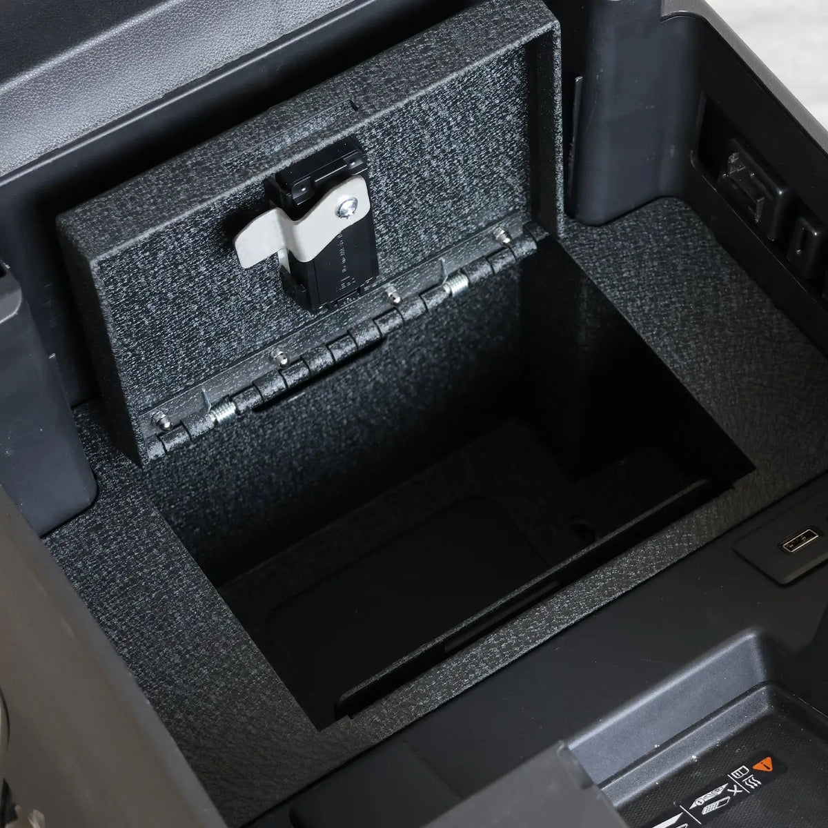 Chevy Silverado 1500 and GMC Sierra 1500 Console Gun Safes Wasai